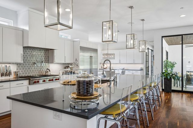 908 Cypress Grove DR, Austin, TX 78732