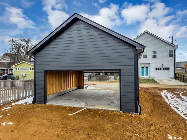 502 Eastboro Dr, Nashville, TN 37209