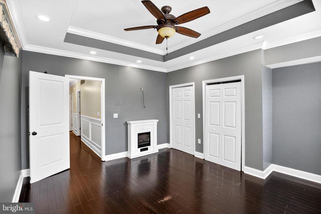 1916 S FRONT ST, Philadelphia, PA 19148