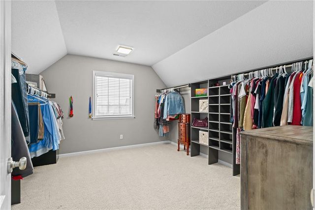 927 Hedge Apple Place, Raymore, MO 64083