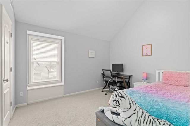 927 Hedge Apple Place, Raymore, MO 64083