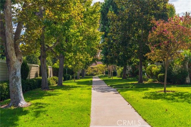 43 Calle Aragon C, Laguna Woods, CA 92637