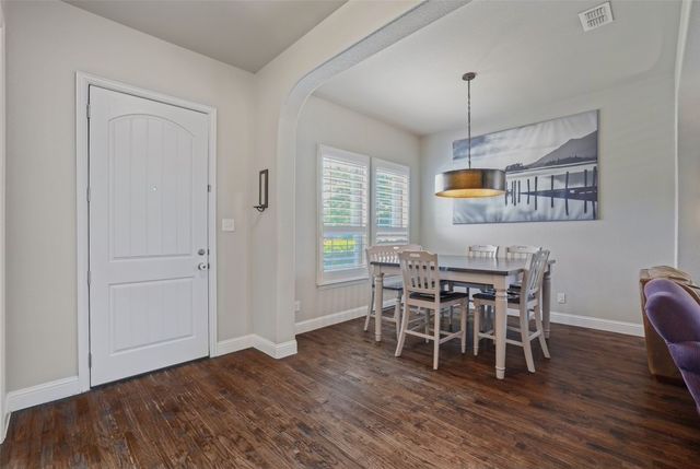 4908 Brookside Drive, Denton, TX 76226