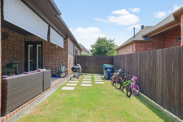 4908 Brookside Drive, Denton, TX 76226