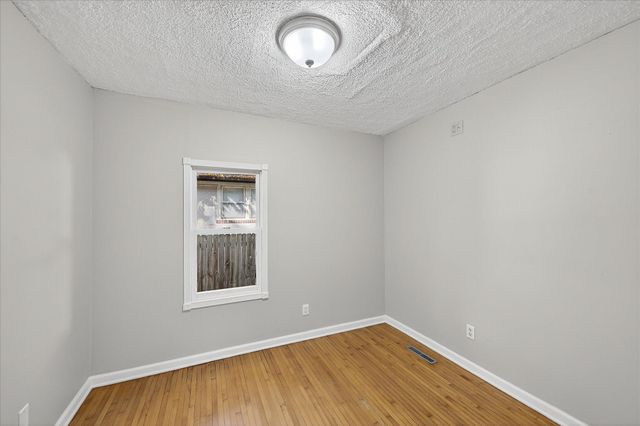 3411 Newton Avenue N, Minneapolis, MN 55412