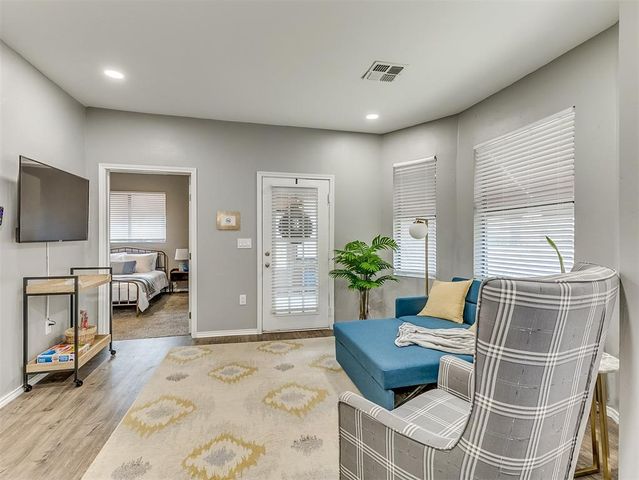 2901 N McKinley Avenue, Oklahoma City, OK 73106