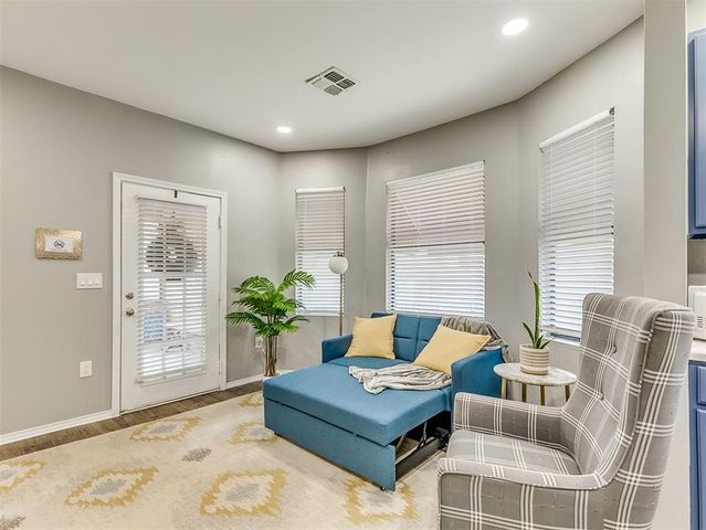 2901 N McKinley Avenue, Oklahoma City, OK 73106