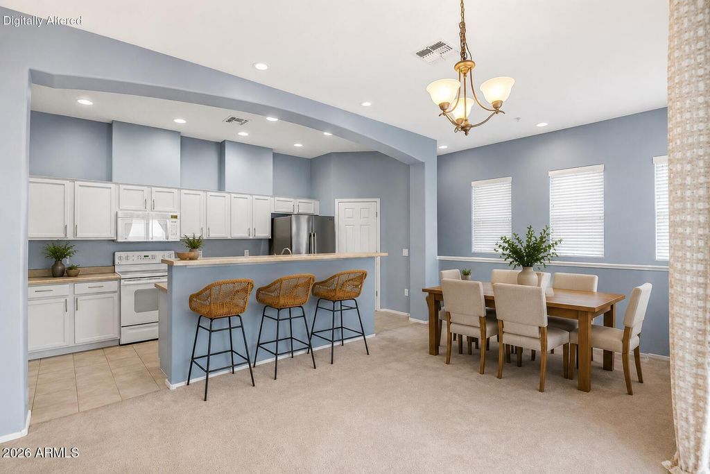 42424 N GAVILAN PEAK Parkway 25206, Anthem, AZ 85086 — photo 2