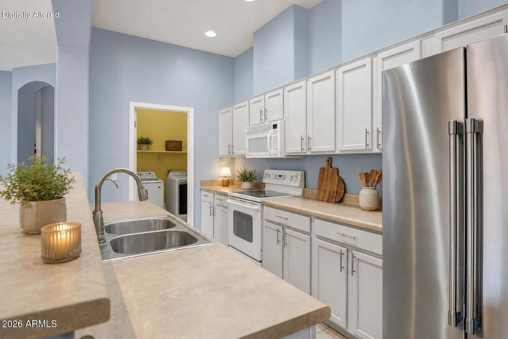 42424 N GAVILAN PEAK Parkway 25206, Anthem, AZ 85086 — photo 3