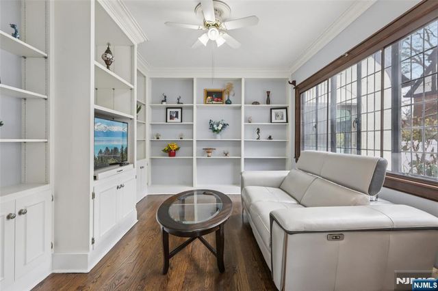 400 Heights Road, Ridgewood, NJ 07450