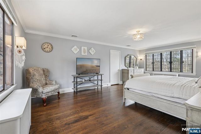 400 Heights Road, Ridgewood, NJ 07450