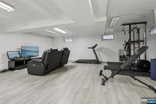 400 Heights Road, Ridgewood, NJ 07450