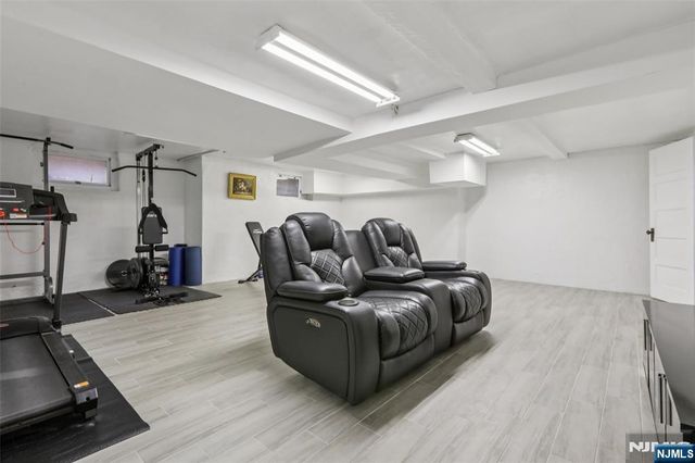 400 Heights Road, Ridgewood, NJ 07450