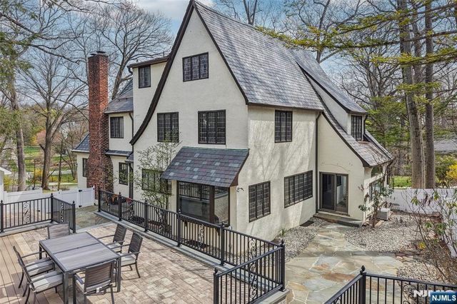 400 Heights Road, Ridgewood, NJ 07450