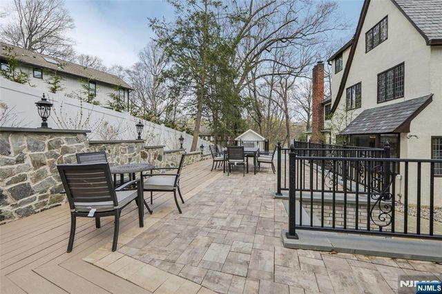 400 Heights Road, Ridgewood, NJ 07450