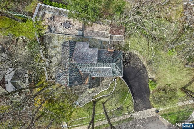 400 Heights Road, Ridgewood, NJ 07450