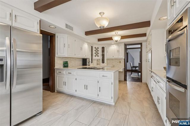 400 Heights Road, Ridgewood, NJ 07450