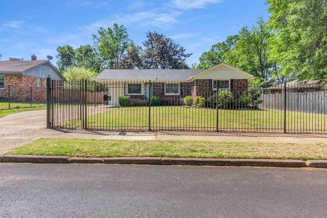 4011 COMANCHE RD, Memphis, TN 38118