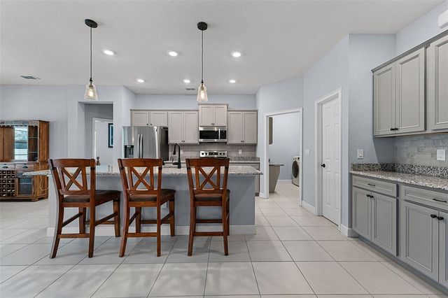 303 TRAVELERS CREEK DRIVE, Auburndale, FL 33823