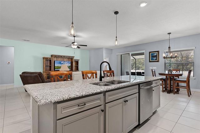 303 TRAVELERS CREEK DRIVE, Auburndale, FL 33823