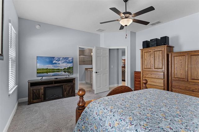 303 TRAVELERS CREEK DRIVE, Auburndale, FL 33823