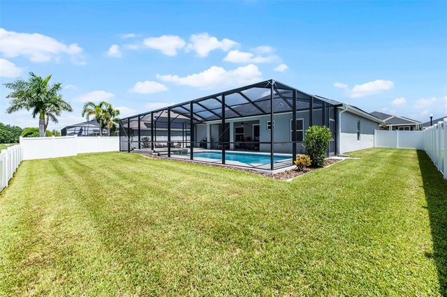 303 TRAVELERS CREEK DRIVE, Auburndale, FL 33823