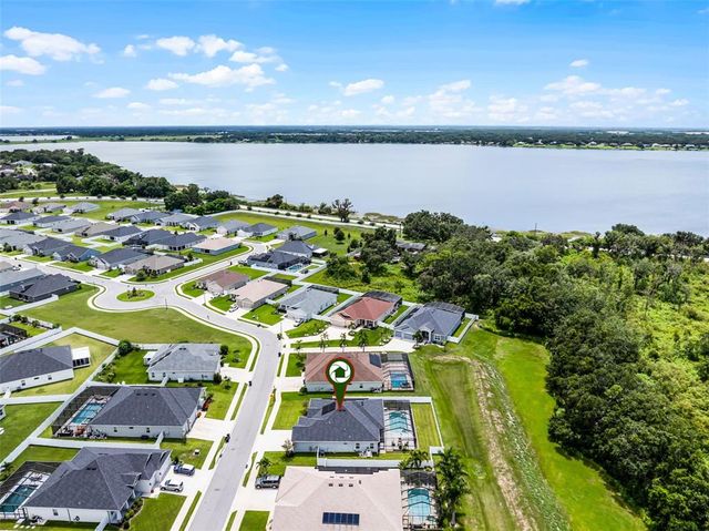 303 TRAVELERS CREEK DRIVE, Auburndale, FL 33823