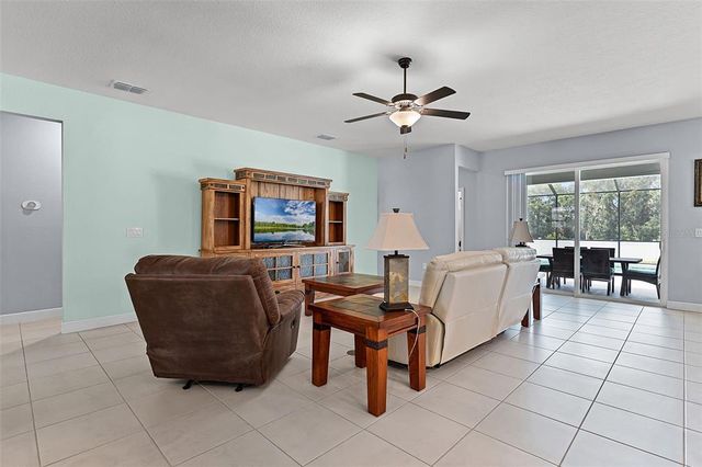 303 TRAVELERS CREEK DRIVE, Auburndale, FL 33823
