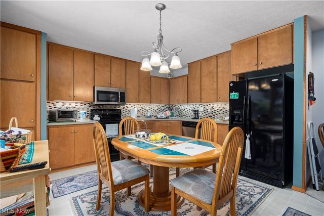 13228 Olympus Way, Strongsville, OH 44149