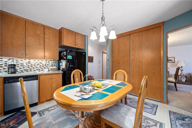 13228 Olympus Way, Strongsville, OH 44149