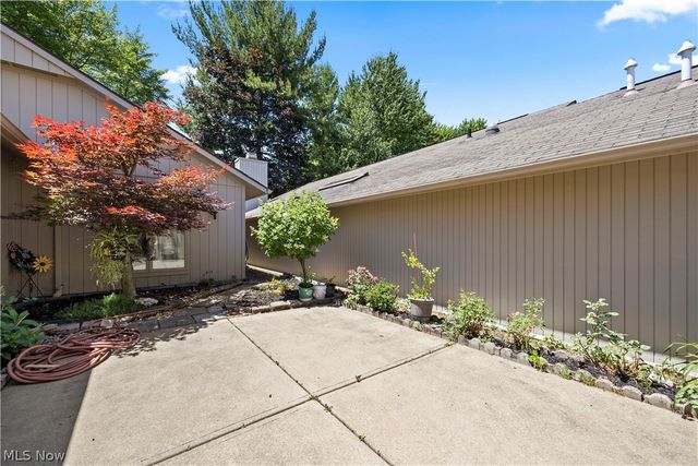 13228 Olympus Way, Strongsville, OH 44149
