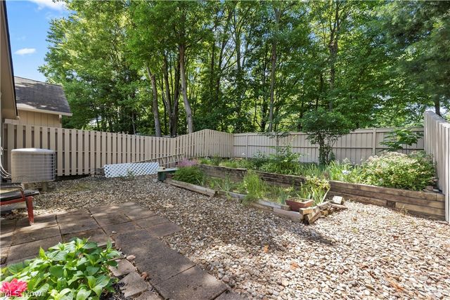 13228 Olympus Way, Strongsville, OH 44149