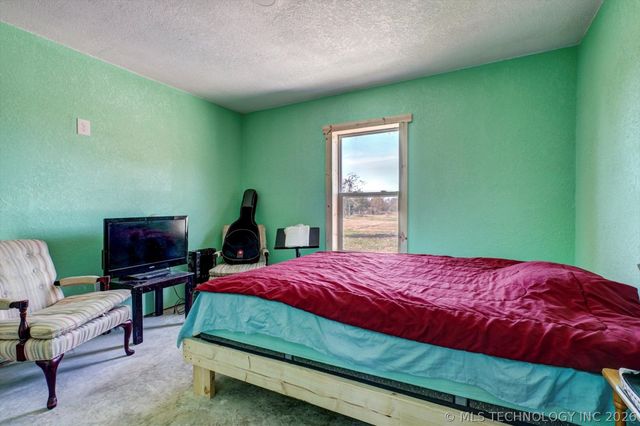 2200 N 166th Road, Mounds, OK 74047