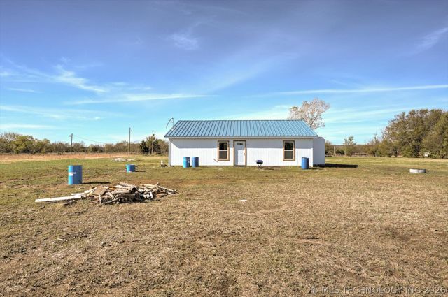 2200 N 166th Road, Mounds, OK 74047
