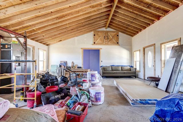 2200 N 166th Road, Mounds, OK 74047