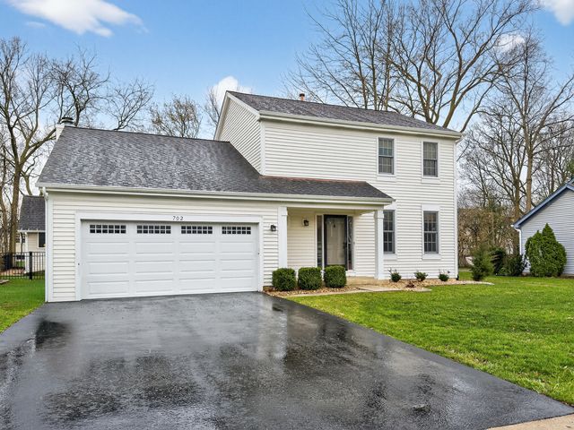 702 Pinehurst Drive, North Aurora, IL 60542