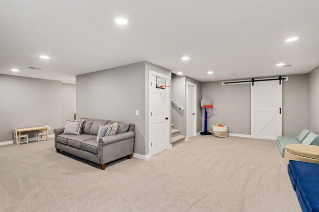 11299 E DE Avenue, Richland, MI 49083