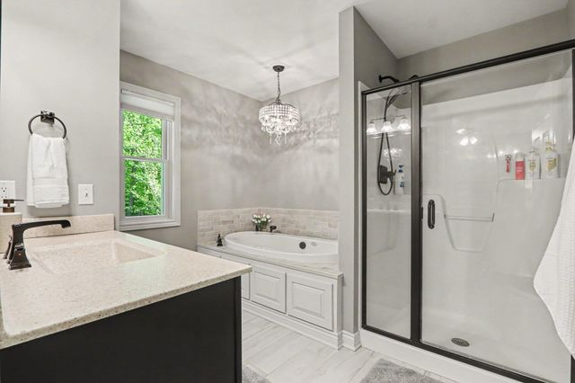 11299 E DE Avenue, Richland, MI 49083