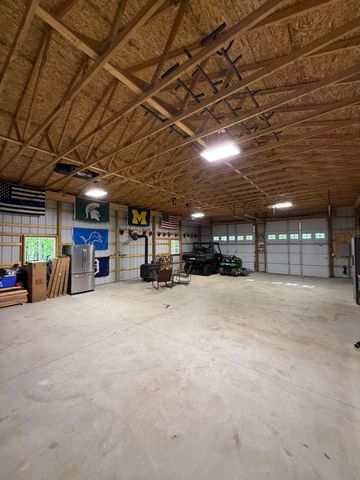 11299 E DE Avenue, Richland, MI 49083