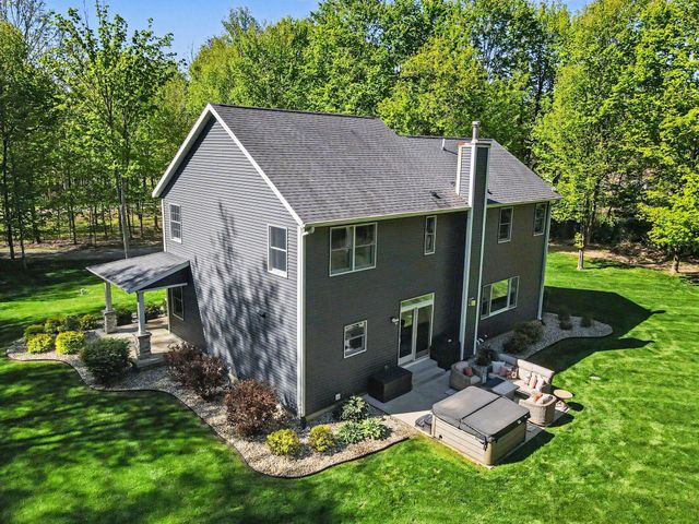 11299 E DE Avenue, Richland, MI 49083