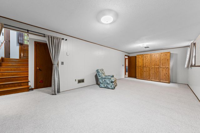 5421 Xylon Avenue N, New Hope, MN 55428