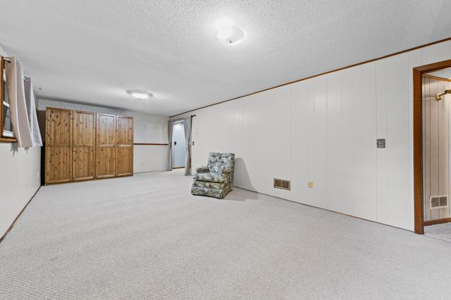 5421 Xylon Avenue N, New Hope, MN 55428