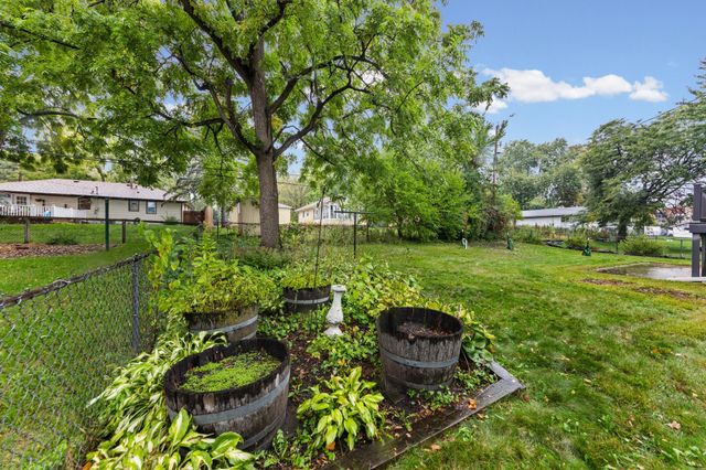 5421 Xylon Avenue N, New Hope, MN 55428