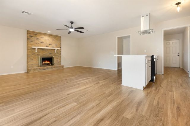 433 Larkspur Court, Edmond, OK 73003