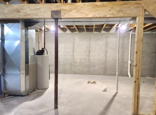 1574 POND VIEW DRIVE, Neenah, WI 54956