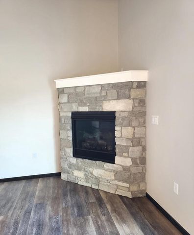 1574 POND VIEW DRIVE, Neenah, WI 54956