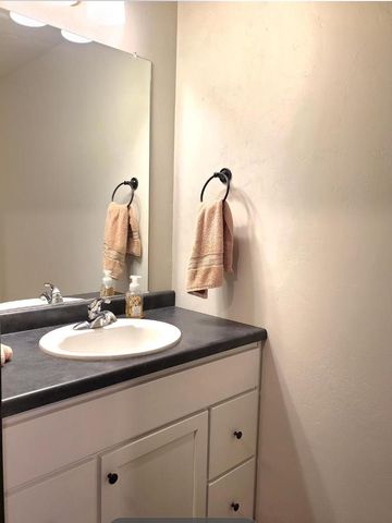 1574 POND VIEW DRIVE, Neenah, WI 54956