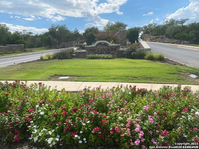 24205 Tres Arroyos, San Antonio, TX 78006