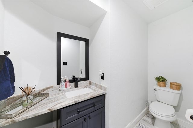 9003 Tami Renee Lane, Houston, TX 77040