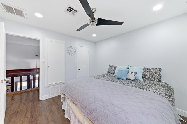 9003 Tami Renee Lane, Houston, TX 77040